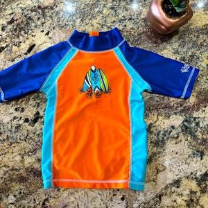 UV Skins toddler rash guard- almost new condition